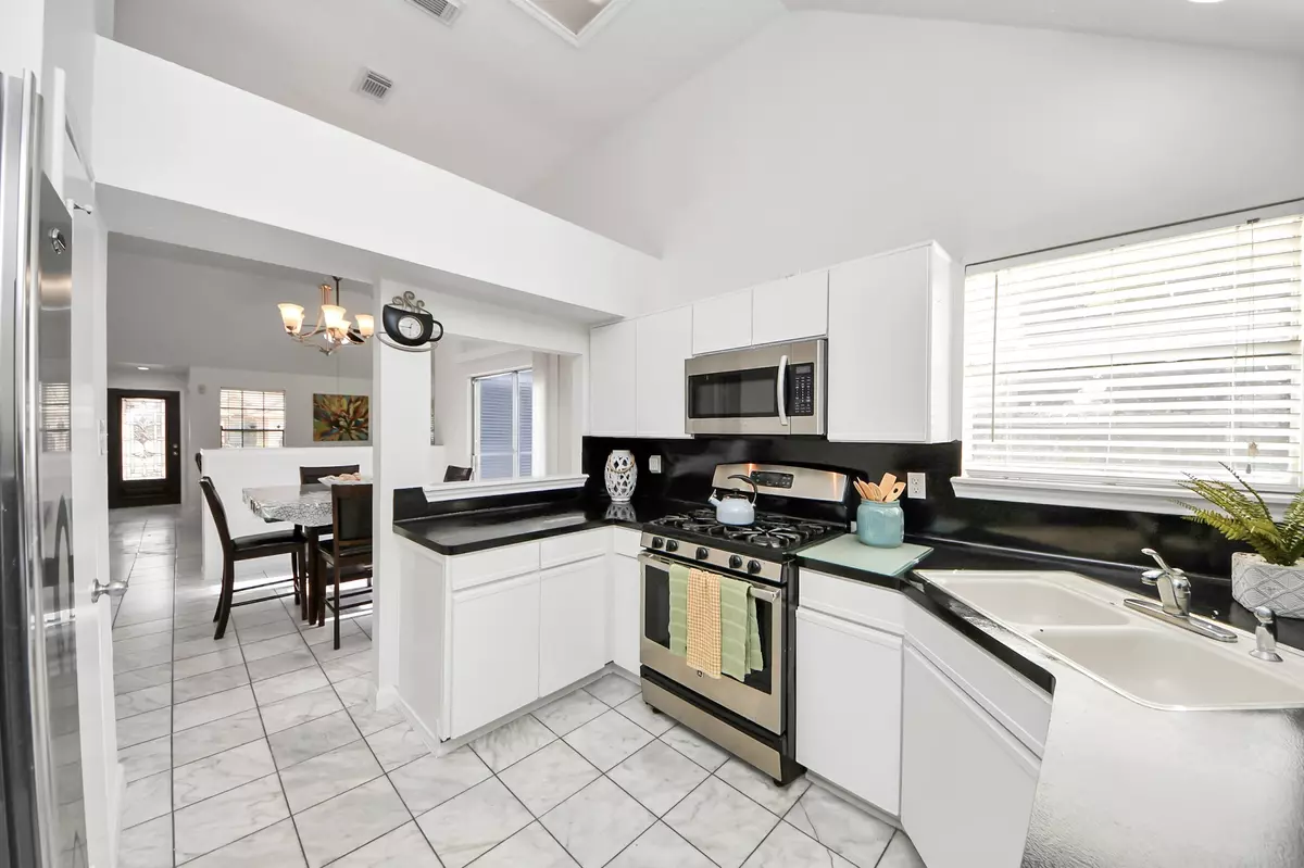 Houston, TX 77014,13943 Cantwell DR