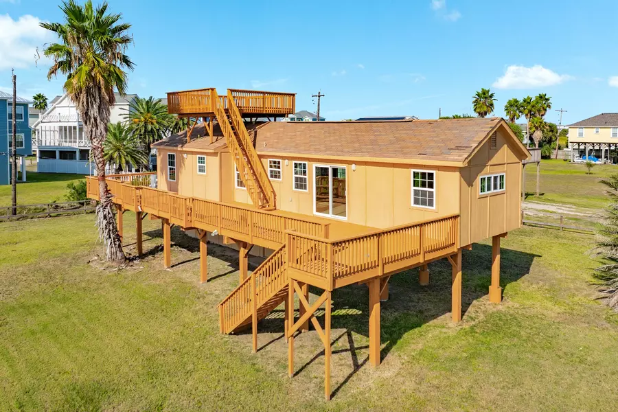 4120 Oleander DR, Galveston, TX 77554