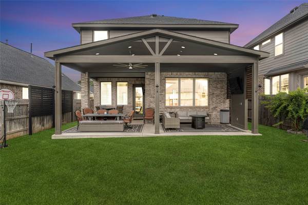 Pinehurst, TX 77362,1443 Northwood Bluff LN