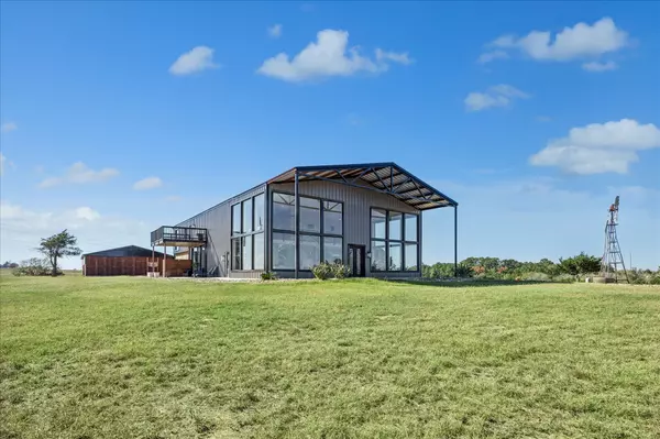 New Ulm, TX 78950,3561 Post Oak Point Road