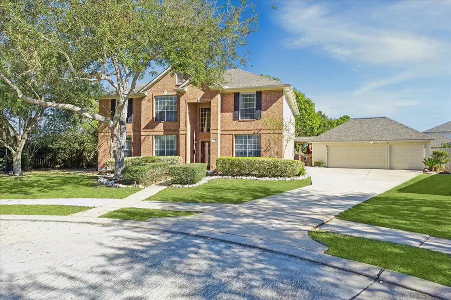 3205 Bagnoli Rose Lane, Pearland, TX 77584