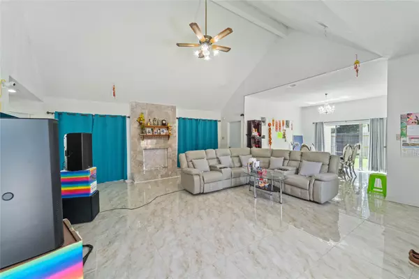 Houston, TX 77083,6331 Modesto DR