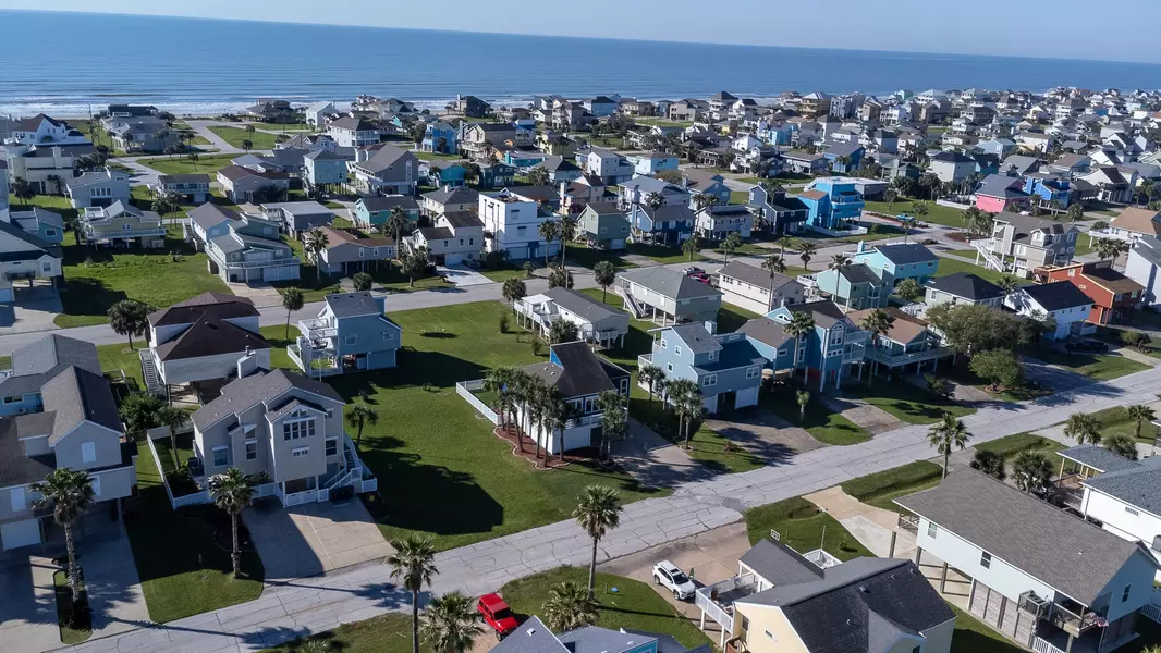 Lot 15 Mutiny LN, Galveston, TX 77554