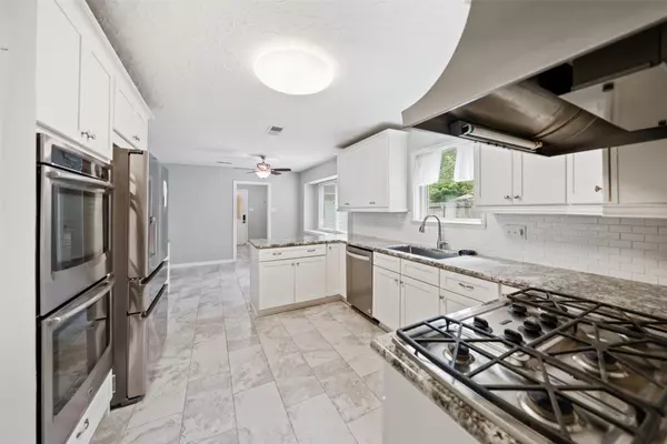 Houston, TX 77070,11607 Knobcrest DR