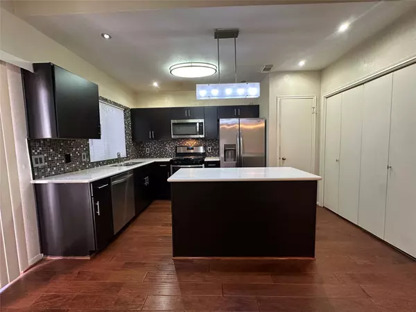 Sugar Land, TX 77479,2910 Grants Lake BLVD #1401