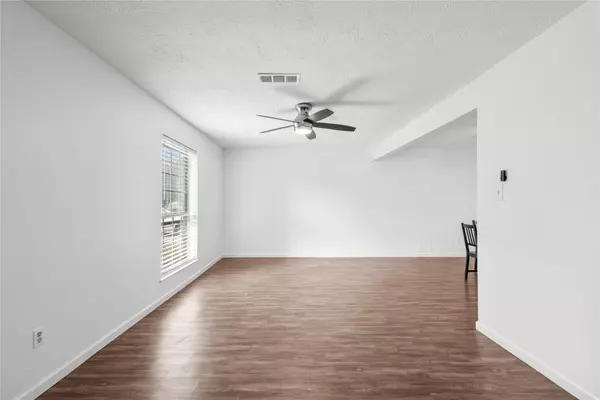 League City, TX 77573,417 Brookdale DR