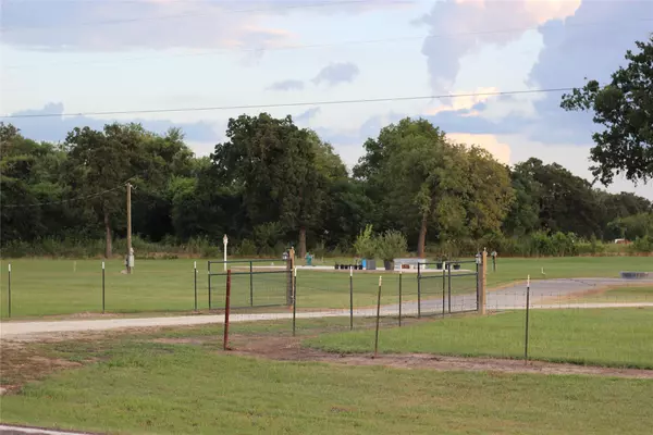 Madisonville, TX 77864,5330 Highway 75 S