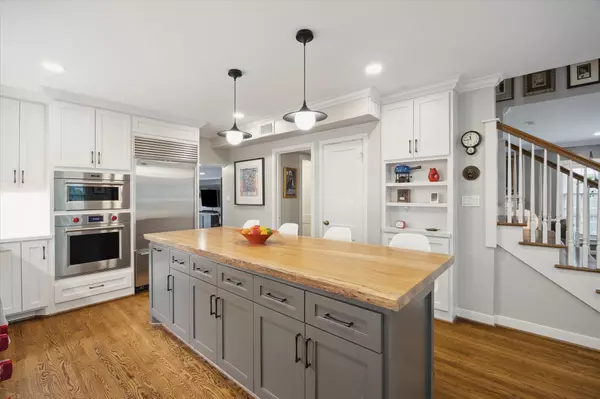 Houston, TX 77098,1828 Milford ST