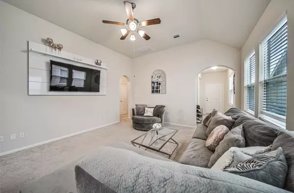 Houston, TX 77045,14230 Rim Side Trail