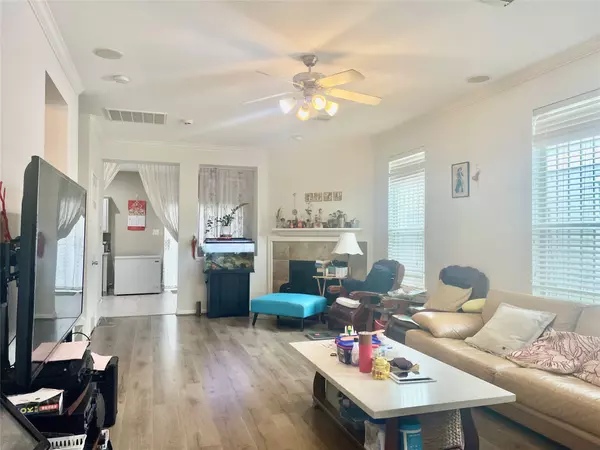 Houston, TX 77072,8118 Barnes Ridge LN