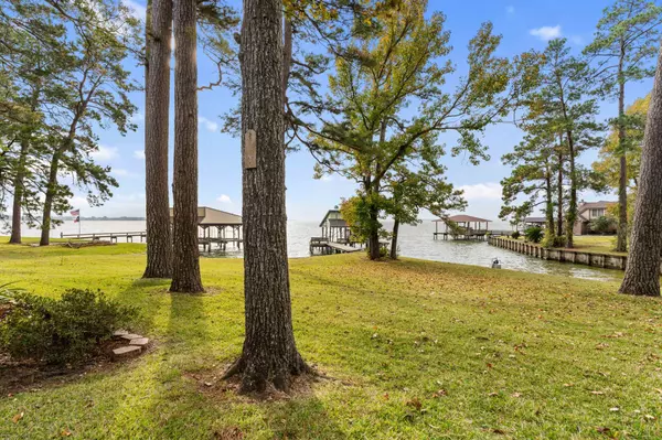 Livingston, TX 77351,148 Moon Mist