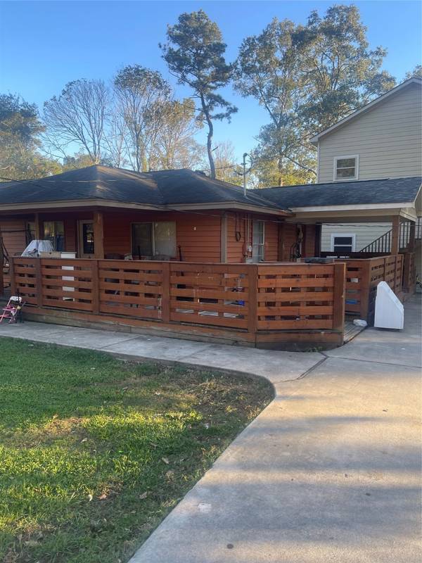 397 County Road 379, Cleveland, TX 77328