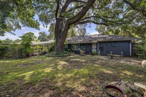 Houston, TX 77074,6810 Rowan LN