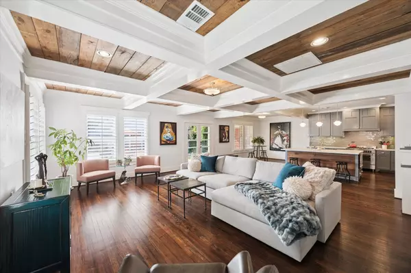 Houston, TX 77007,805 Heights BLVD