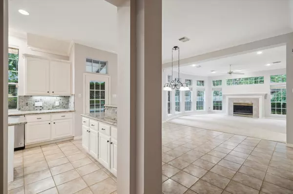 The Woodlands, TX 77381,18 Prism Cove PL