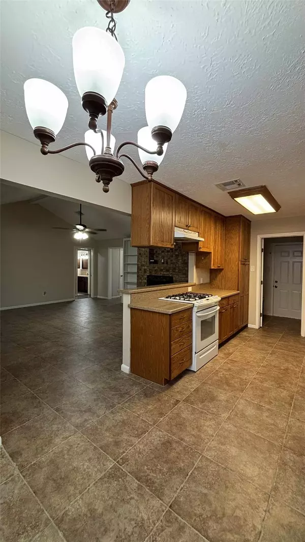 Deer Park, TX 77536,501 S Travis ST