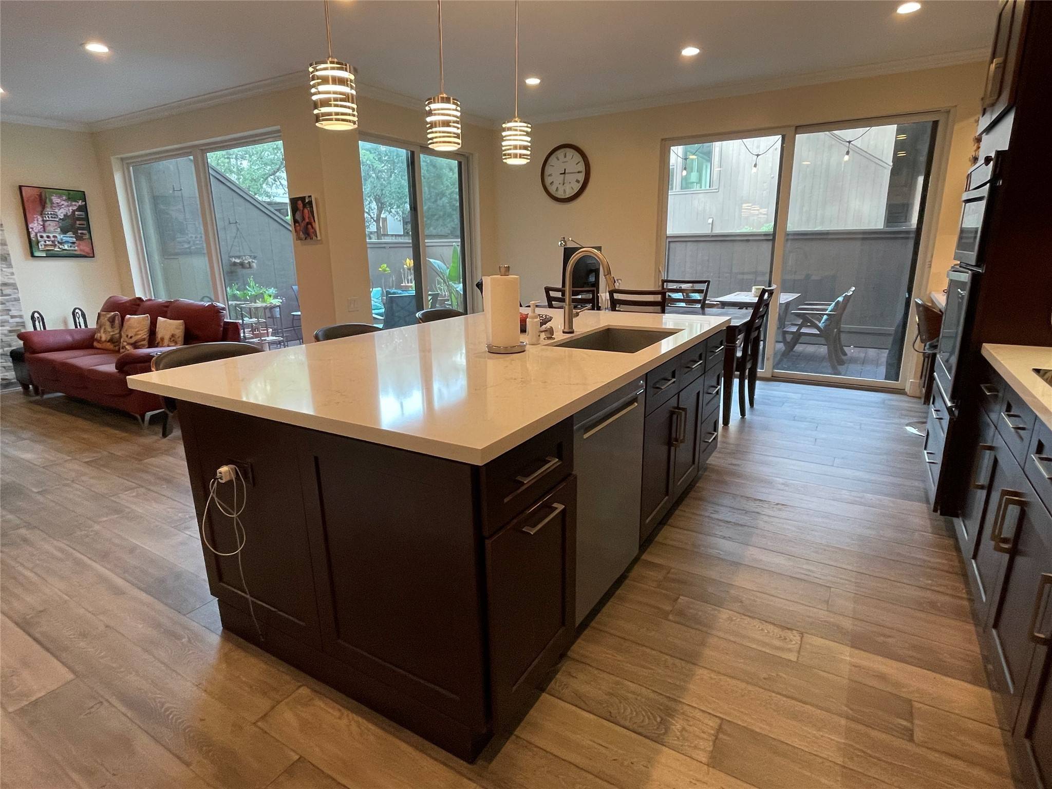 107 Litchfield LN, Houston, TX 77024