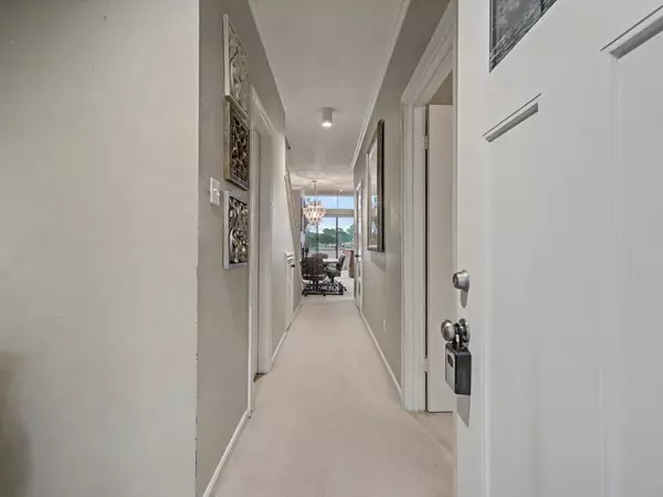 Conroe, TX 77356,75 April Point DR S