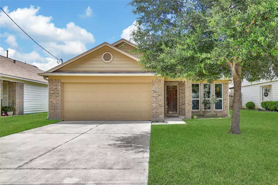 16771 N Rail DR, Conroe, TX 77385