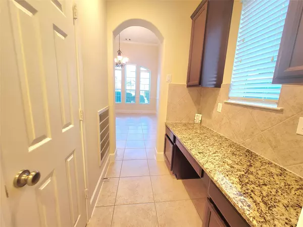 Sugar Land, TX 77479,5822 Crawford Hill LN