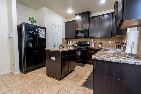 Houston, TX 77044,13206 Chanel DR