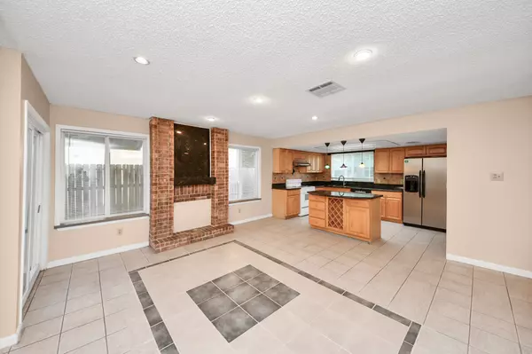 Houston, TX 77072,12707 Corona LN