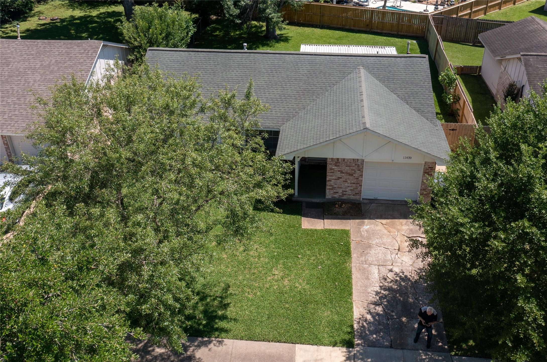 Sugar Land, TX 77498,13439 Greenbriar DR