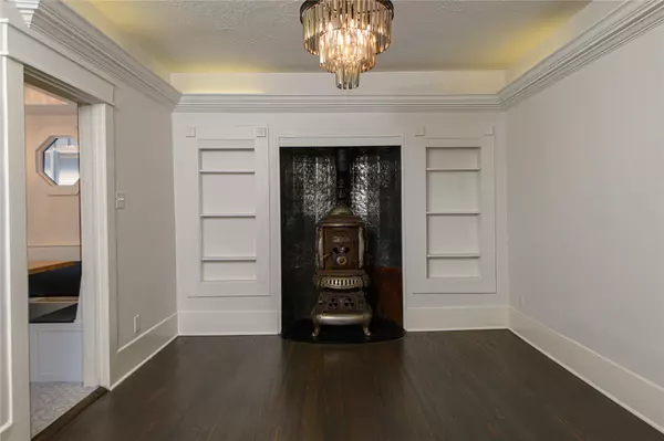 Houston, TX 77008,105 E 14th ST