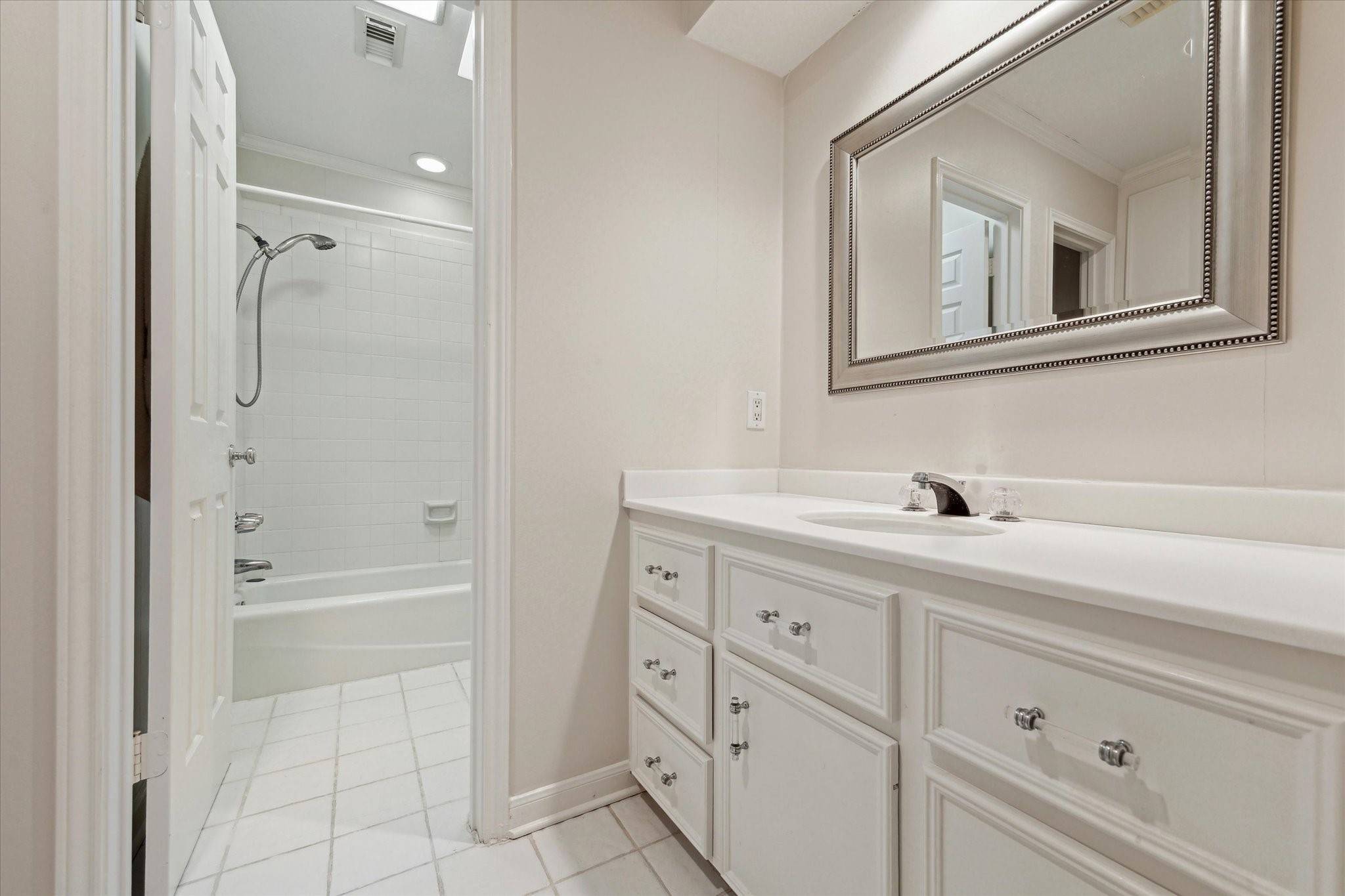 Piney Point Village, TX 77024,417 Hedwig RD
