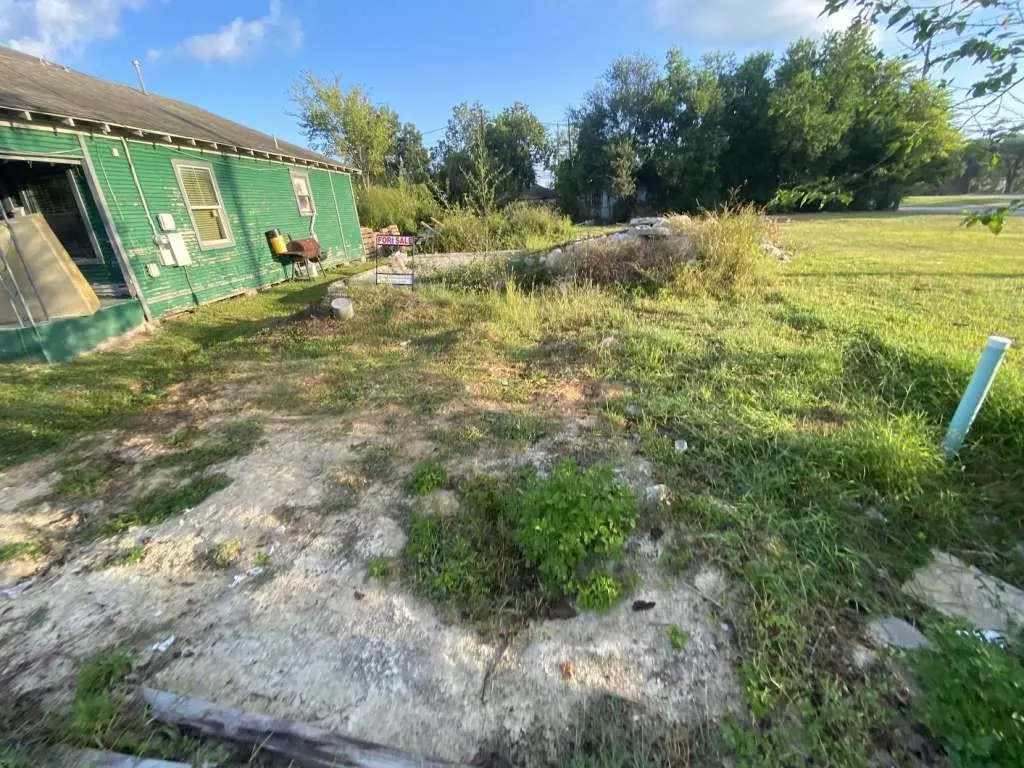 Houston, TX 77020,3511 Farmer ST