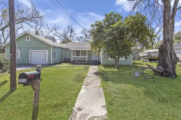 2616 46th ST, Dickinson, TX 77539