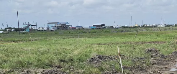 00 Titanic ST, Sargent, TX 77414