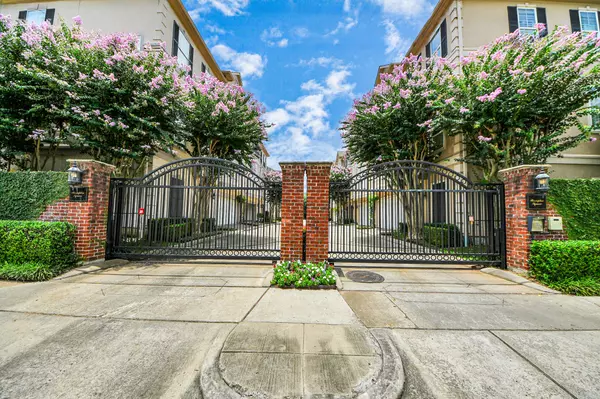 Houston, TX 77025,2930 Brompton Square DR