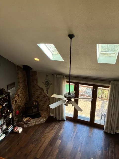 Bastrop, TX 78602,495 Tahitian DR