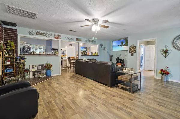 Goodrich, TX 77335,285 Tijuana