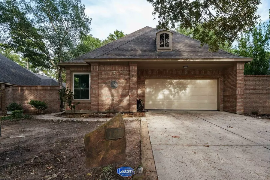 127 S Copperknoll CIR, The Woodlands, TX 77381