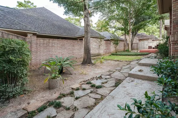 The Woodlands, TX 77381,127 S Copperknoll CIR
