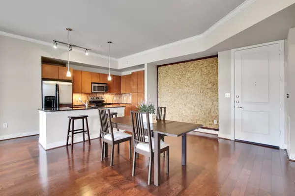 300 St Joseph Pkwy #318, Houston, TX 77002
