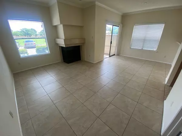 7900 Bissonnet ST #C7, Houston, TX 77074
