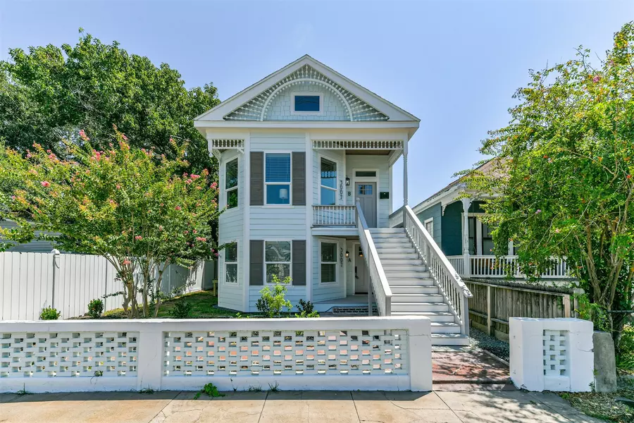3007 Avenue Q, Galveston, TX 77550