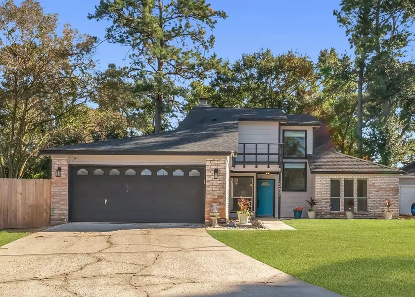 22607 River Birch Dr, Tomball, TX 77375