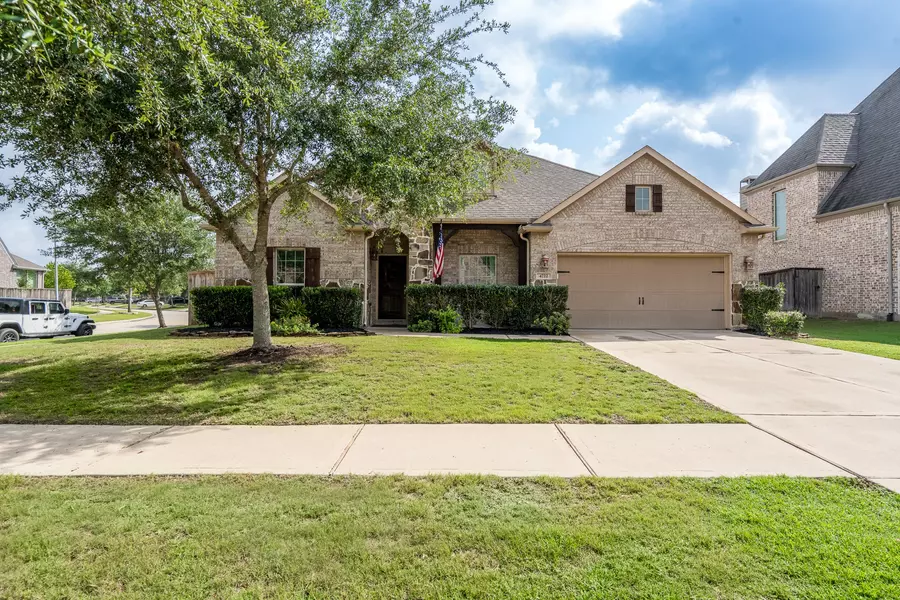4722 Trickle Creek CT, Fulshear, TX 77441