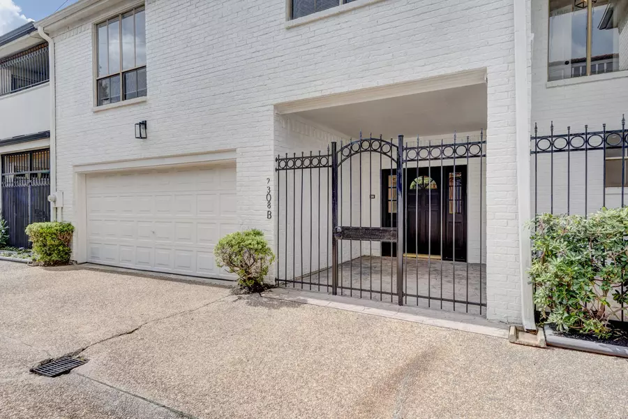 2308 Nantucket DR #B, Houston, TX 77057