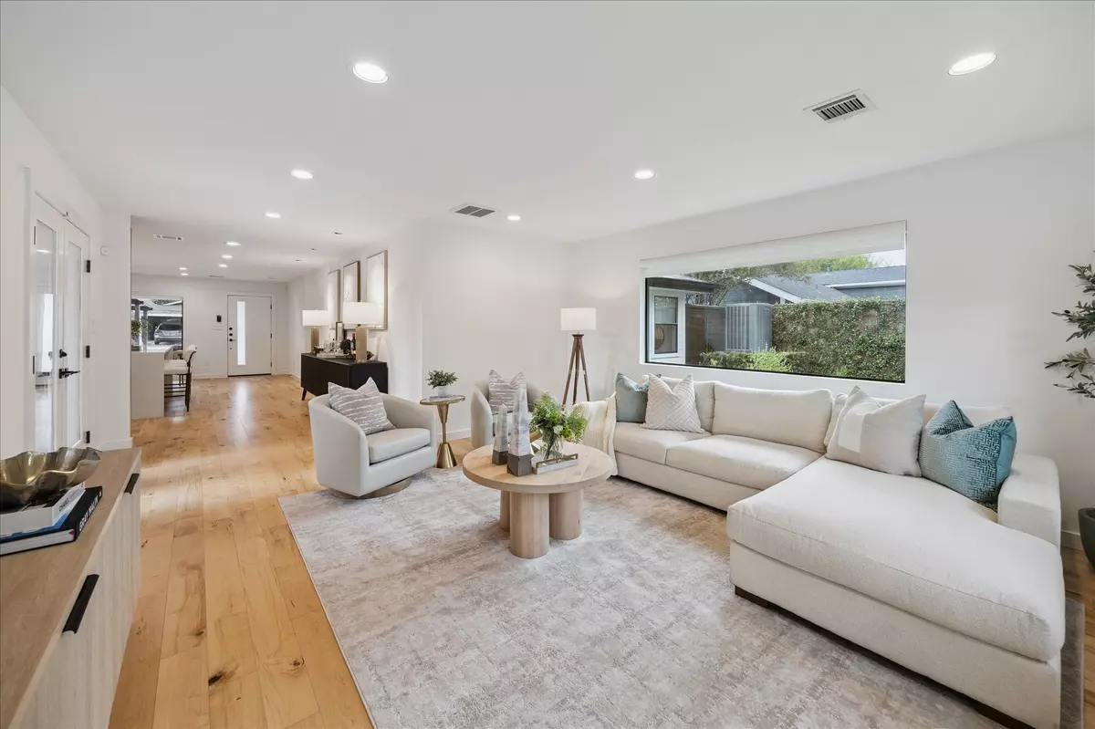 Houston, TX 77018,2411 Stonecrest DR