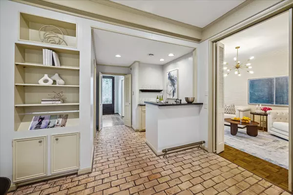 Houston, TX 77063,7530 Del Monte DR