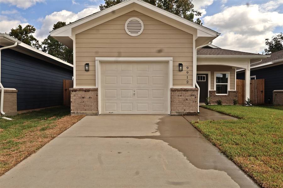 9912 Dipping Brook ST, Houston, TX 77076
