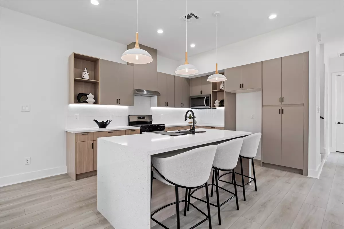 Houston, TX 77021,3617A Mt Pleasant ST