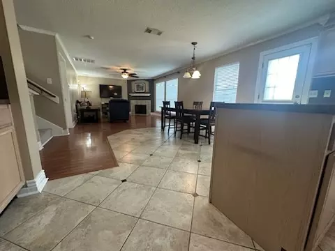 League City, TX 77539,154 Bristol Bend LN