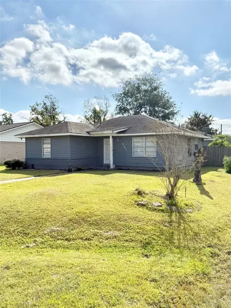 521 Cypress AVE, Crosby, TX 77532