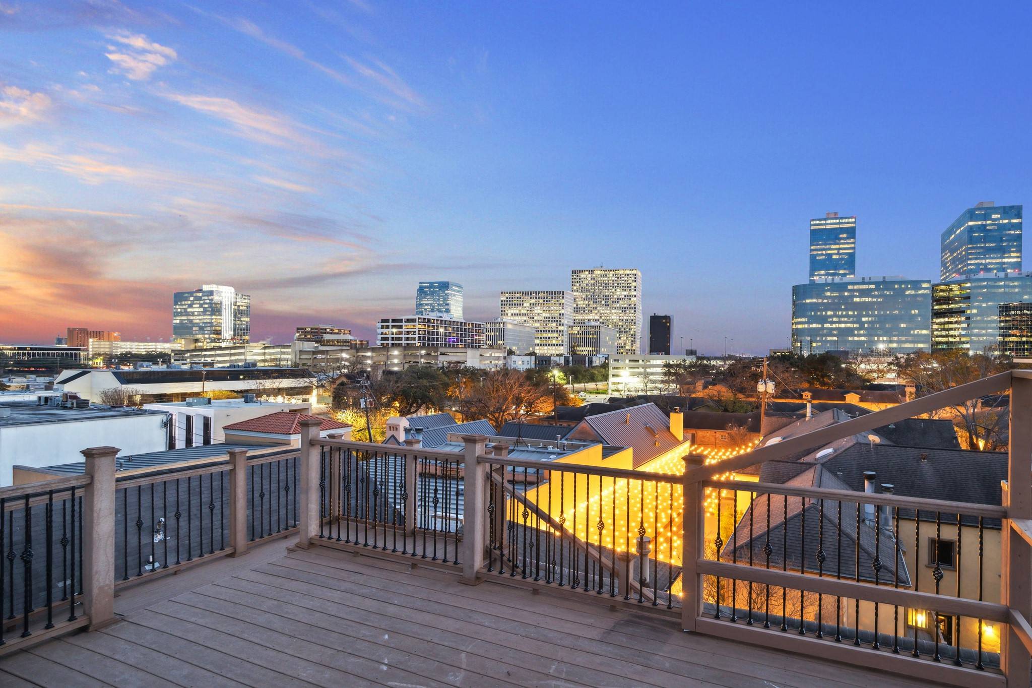 3224 Alabama CT, Houston, TX 77027